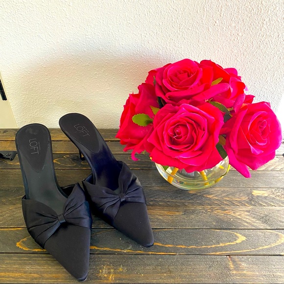 Loft Satin Knife Kitten Heel Mule (size 6M).🌹 - Picture 10 of 13